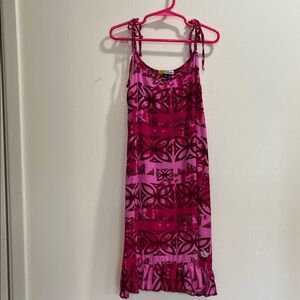 Girls Sialei (12) in good condition